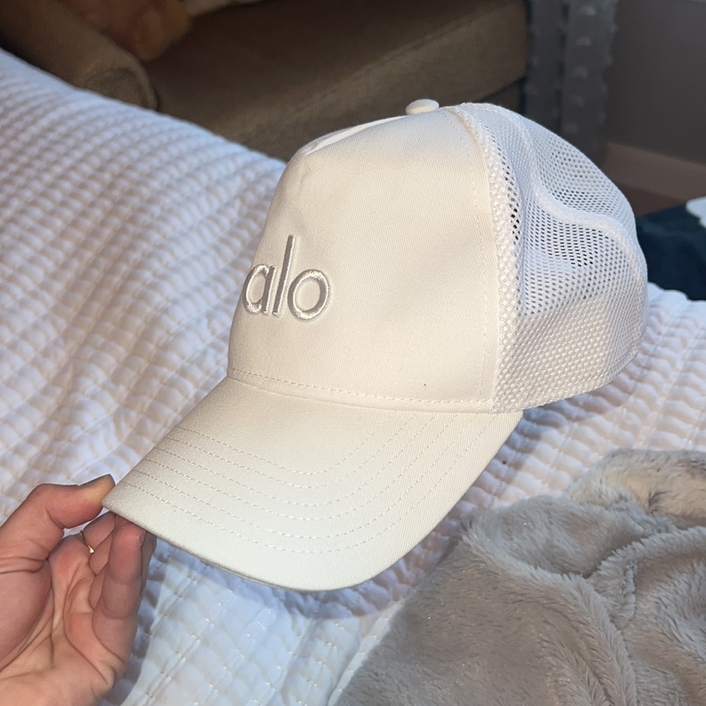 White alo yoga hat